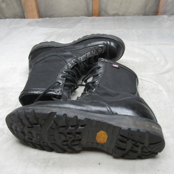Danner Mens 10.5 EE Boots Black Acadia Insulated 400G GoreTex Waterproof USA VTG